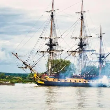 Les Amoureux Saint-Nicolas-de-la-Grave